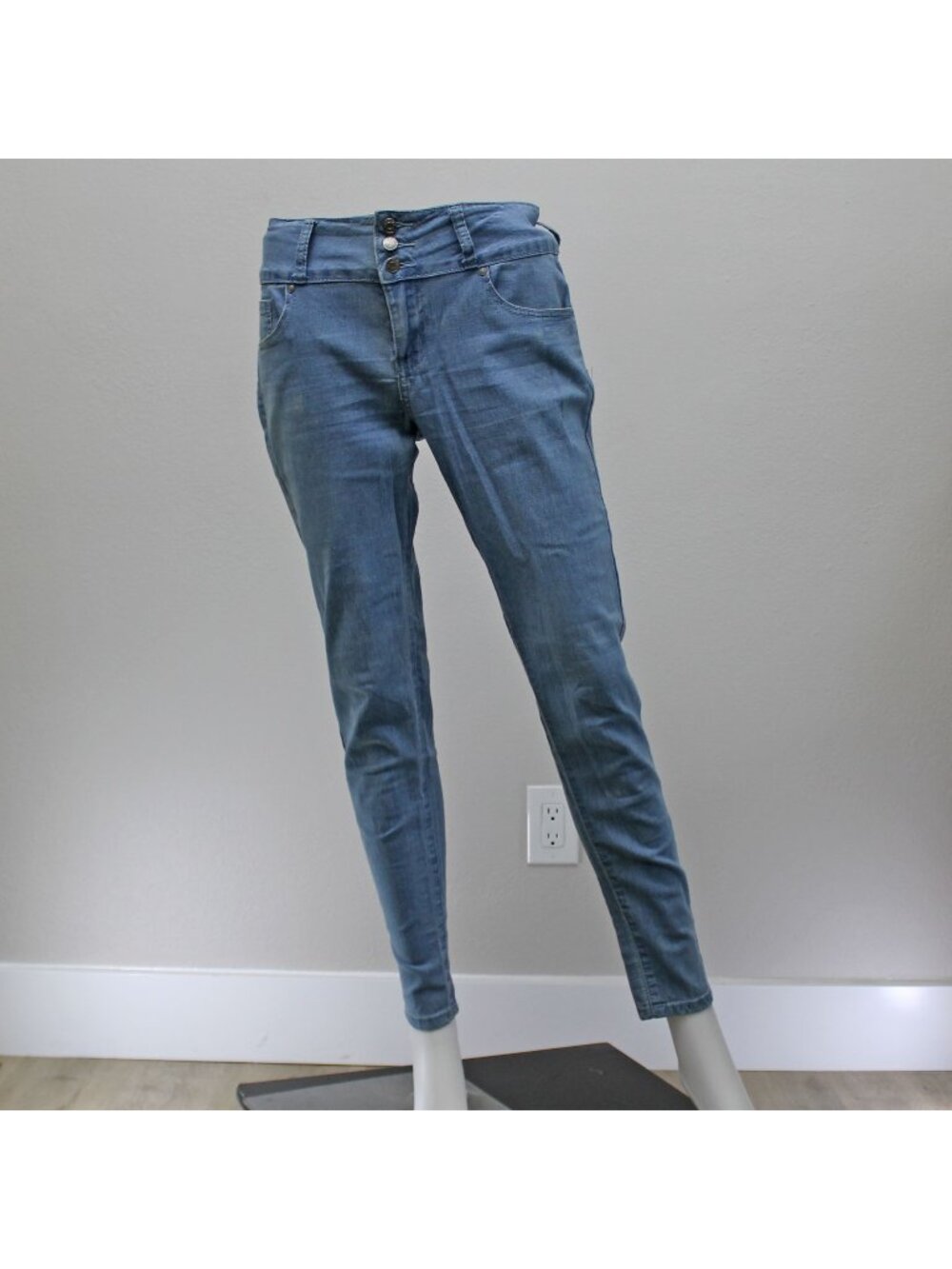 Tag + Jeans Women's High-Rise Skinny Leg Jeans Size 15/16